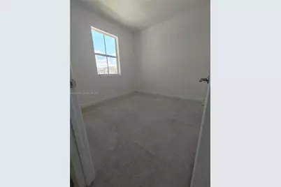 1766 SE 26th Rd, Homestead, FL 33035 - Photo 11