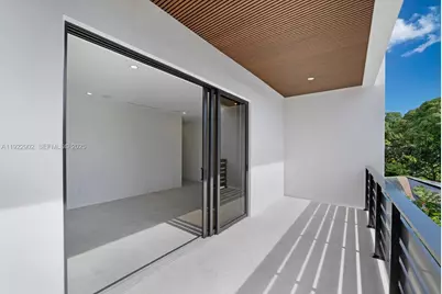 2610 SW 17th St, Miami, FL 33145 - Photo 33