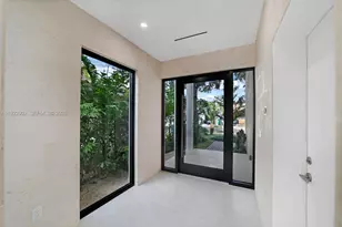 2610 SW 17th St, Miami, FL 33145 - Photo 3