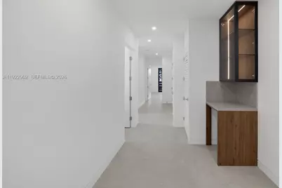 2610 SW 17th St, Miami, FL 33145 - Photo 23