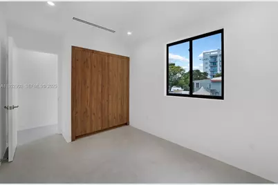 2610 SW 17th St, Miami, FL 33145 - Photo 21