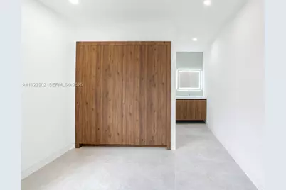 2610 SW 17th St, Miami, FL 33145 - Photo 17