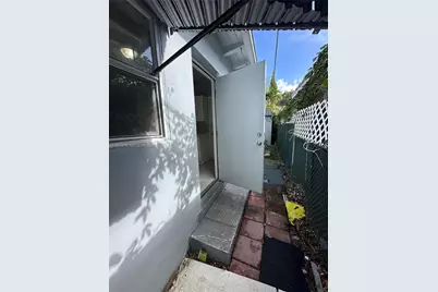 2304 NE 135th Ln, North Miami Beach, FL 33181 - Photo 23