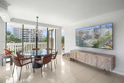 1000 W Island Blvd #504, Aventura, FL 33160 - Photo 7