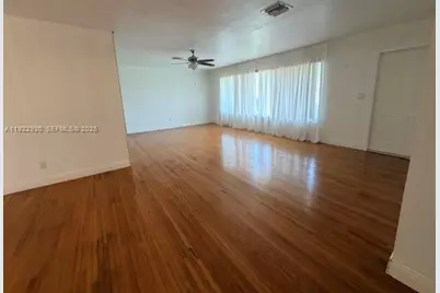 5312 SW 89th Ct, Miami, FL 33165 - Photo 3