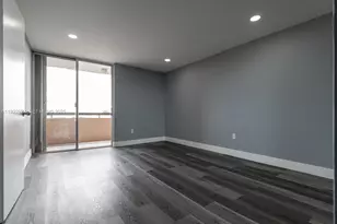 854 NW 87th Ave, Miami, FL 33172 - Photo 17