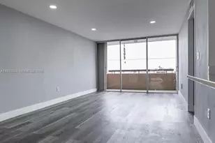 854 NW 87th Ave, Miami, FL 33172 - Photo 5