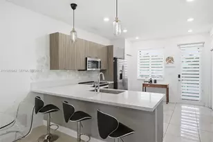 6420 NW 102nd Path, Doral, FL 33178 - Photo 3