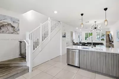 6420 NW 102nd Path #110, Doral, FL 33178 - Photo 19