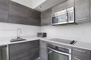 151 SE 1st St, Miami, FL 33131 - Photo 19