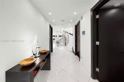 3344 NE 167th St, North Miami Beach, FL 33160 - Photo 41
