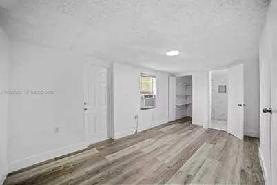 1631 NW 12th Ct, Fort Lauderdale, FL 33311 - Photo 13