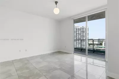 90 SW 3rd St #2408, Miami, FL 33130 - Photo 17
