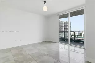 90 SW 3rd St, Miami, FL 33130 - Photo 17