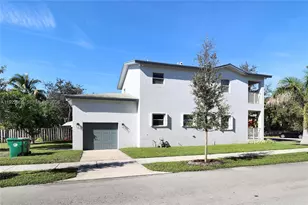 5610 SW 43rd St, Davie, FL 33314 - Photo 3