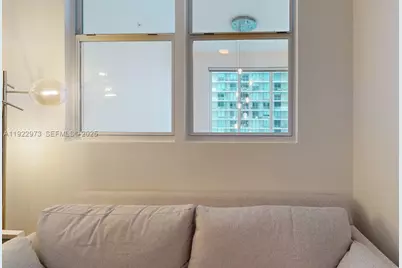 60 SW 13th St #3620, Miami, FL 33130 - Photo 9