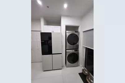 111 NW 2nd Ave #2, Hallandale Beach, FL 33009 - Photo 17