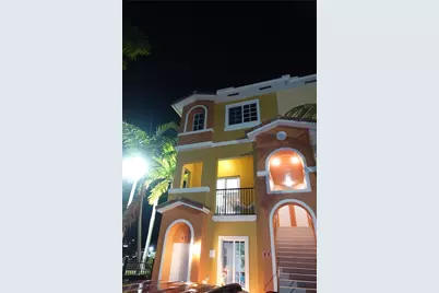 111 NW 2nd Ave #2, Hallandale Beach, FL 33009 - Photo 21