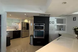 825 Brickell Bay Dr, Miami, FL 33131 - Photo 5