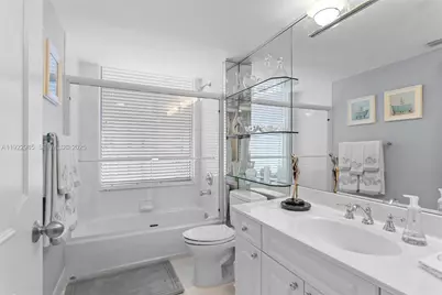 21205 Yacht Club Dr #2403, Aventura, FL 33180 - Photo 21