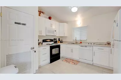 137 Pacific Ave, Tavernier, FL 33070 - Photo 7