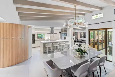 4095 Battersea Rd, Miami, FL 33133 - Photo 7