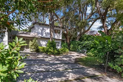 4095 Battersea Rd, Miami, FL 33133 - Photo 13