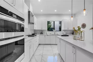 4363 NW 81st Ave, Doral, FL 33166 - Photo 7