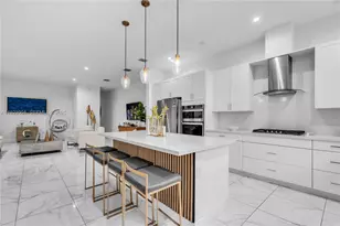 4363 NW 81st Ave, Doral, FL 33166 - Photo 9