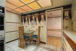 11111 Biscayne Blvd, Miami, FL 33181 - Photo 41