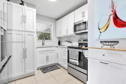 8841 W Flagler St #212, Miami, FL 33174 - Photo 3