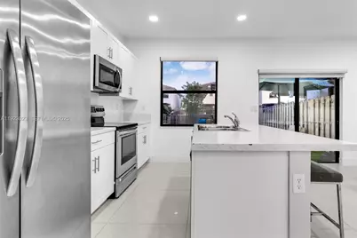 25447 SW 109th Ave, Homestead, FL 33032 - Photo 7