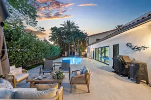 210 NE 107th St, Miami Shores, FL 33161 - Photo 13