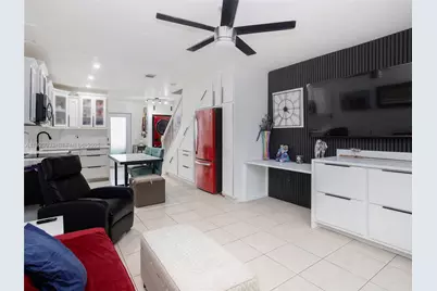 437 SW 3rd St #2, Miami, FL 33130 - Photo 1