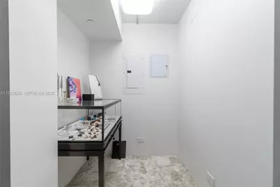 555 NE 15th St #20A, Miami, FL 33132 - Photo 29