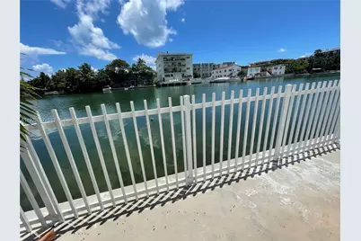 8215 Crespi Blvd #4, Miami Beach, FL 33141 - Photo 21