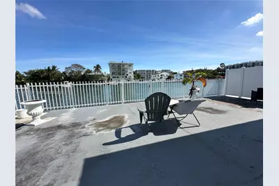 8215 Crespi Blvd #4, Miami Beach, FL 33141 - Photo 31