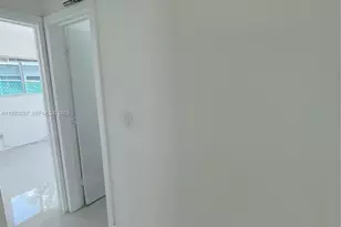 8215 Crespi Blvd, Miami Beach, FL 33141 - Photo 9