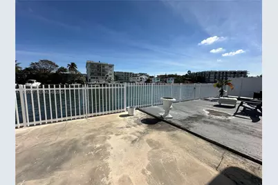 8215 Crespi Blvd #4, Miami Beach, FL 33141 - Photo 33