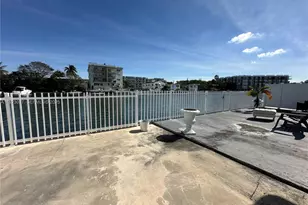 8215 Crespi Blvd, Miami Beach, FL 33141 - Photo 33