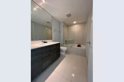 1100 S Miami Ave #3907, Miami, FL 33130 - Photo 13