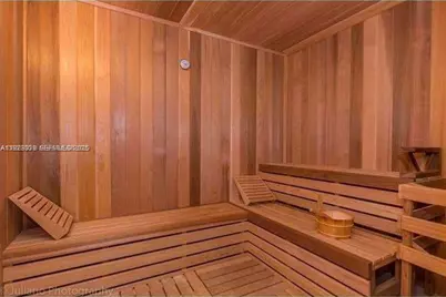 1100 S Miami Ave #3907, Miami, FL 33130 - Photo 25