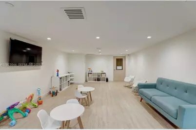 520 Brickell Key Dr #A604, Miami, FL 33131 - Photo 5