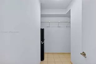 520 Brickell Key Dr, Miami, FL 33131 - Photo 19