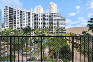 520 Brickell Key Dr, Miami, FL 33131 - Photo 37