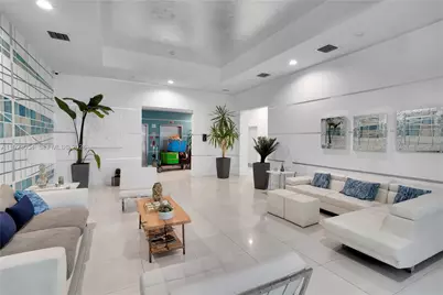 1723 SW 2nd Ave #909, Miami, FL 33129 - Photo 39