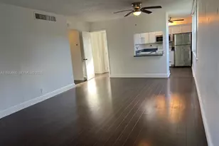 9441 Evergreen Pl, Davie, FL 33324 - Photo 3