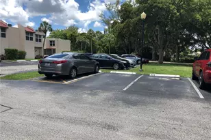 9441 Evergreen Pl, Davie, FL 33324 - Photo 19