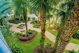 2421 NE 65th St, Fort Lauderdale, FL 33308 - Photo 3