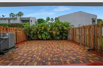 11462 NW 48th Ter, Doral, FL 33178 - Photo 39